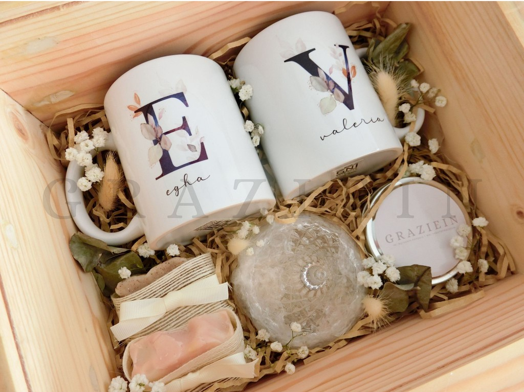 When it comes to a functional yet still memorable item, you can count on custom made mugs