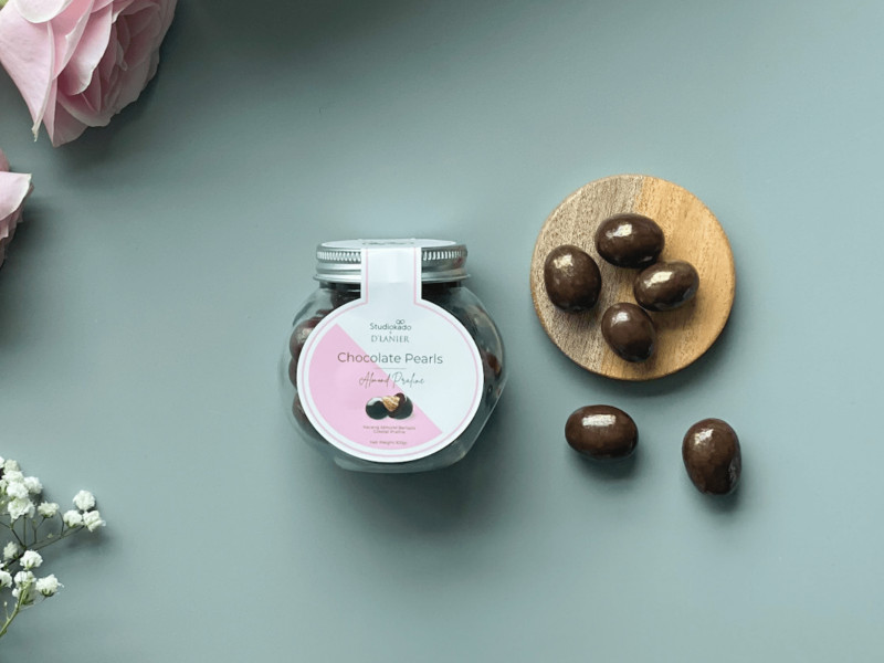 D'Lanier Chocolate Pearls - Almond Praline