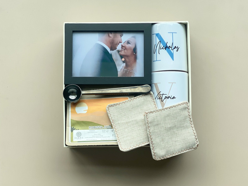 Newly Weds Studiokado